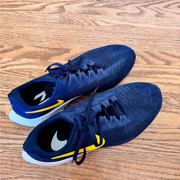 Barely worn Maize and Blue Nike’s - Picture 2 of 4